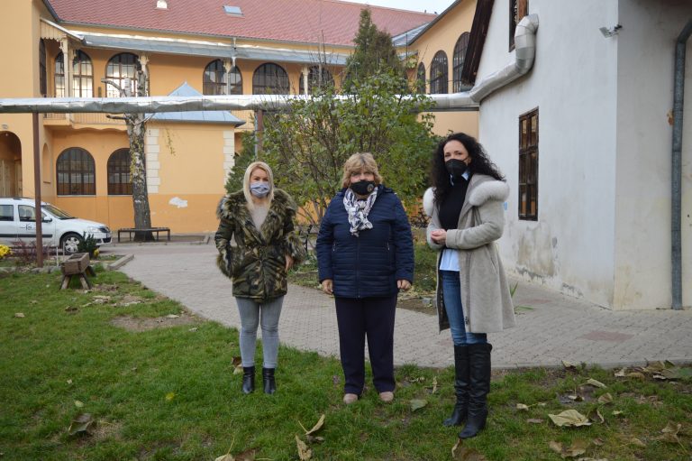 Директорка „Братство јединство“ Весна Бјелајац, заменица градоначелника Љиљана Тица и директорка Културног центра Весна Шашић